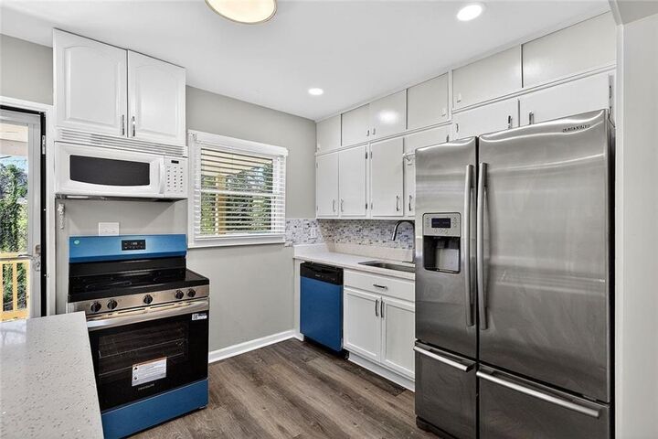 Property Photo: 3045 Lindon Lane GA 30033