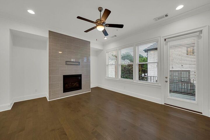 Property Photo:  6807 Encore Boulevard  GA 30328 