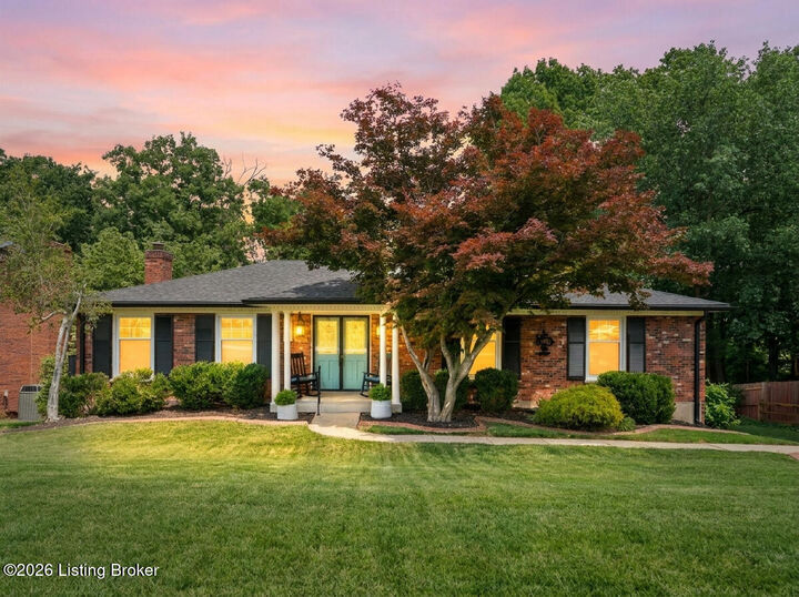 Property Photo:  9107 Split Rail Dr  KY 40272 