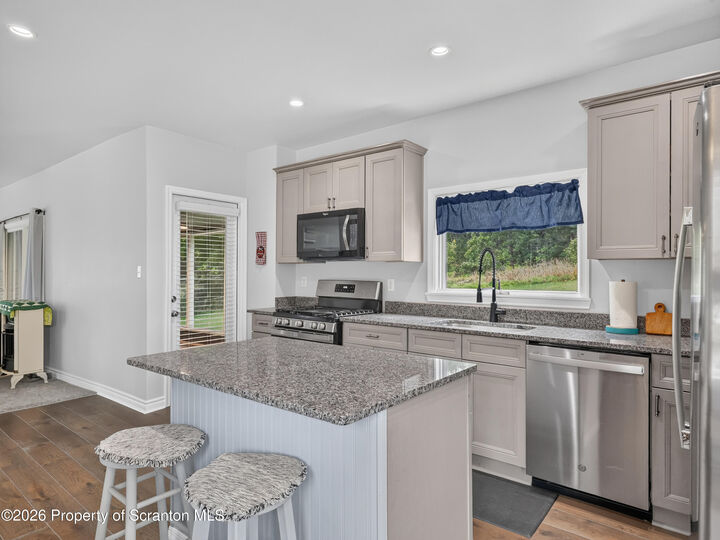 Property Photo: 167 Schoolhouse Hill Road PA 18629