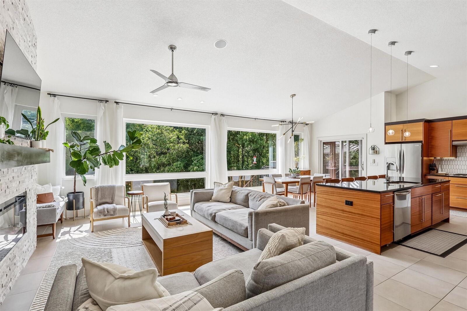 Property Photo: 28726 Hickory Ridge Drive IA 50261