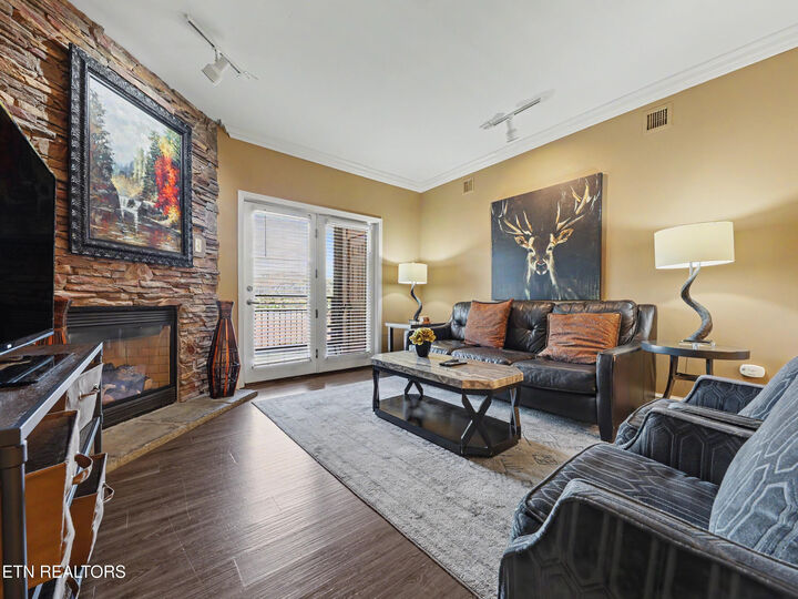 Property Photo:  215 Woliss Lane Unit 303  TN 37738 