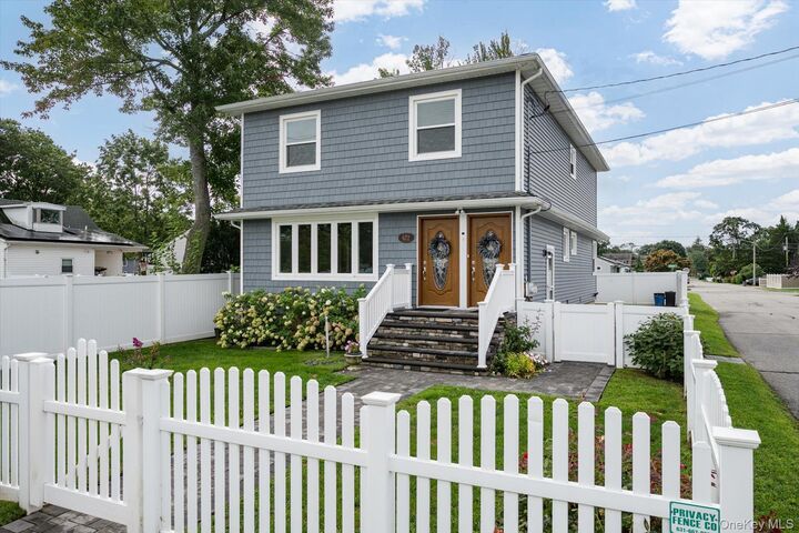 Property Photo: 672 Windmill Avenue NY 11704