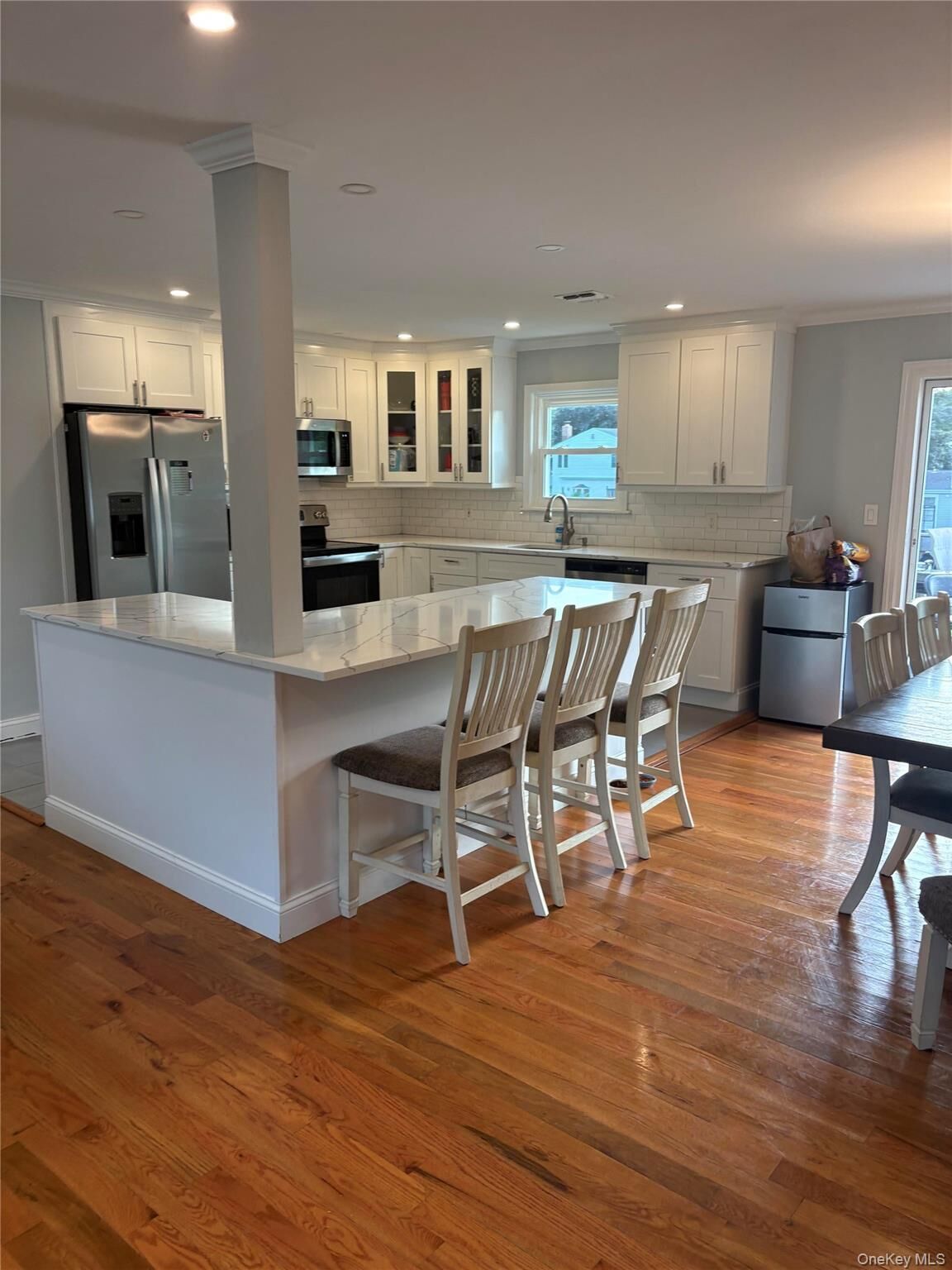 Property Photo:  6 Starling Court  NY 11727 