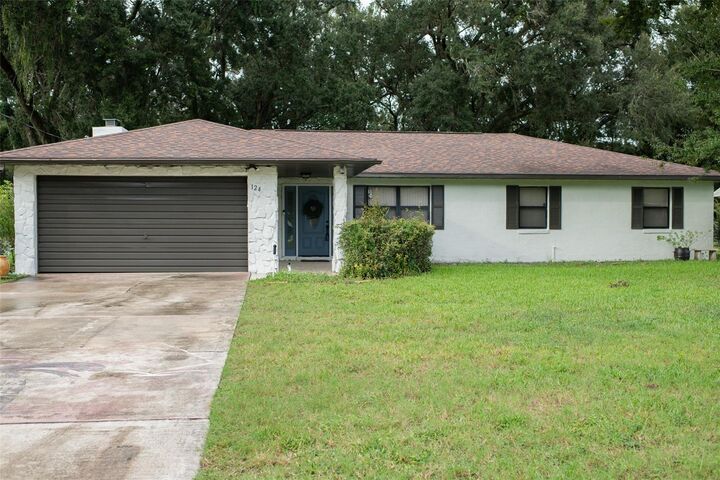 Property Photo: 124 N Pointe Drive FL 33823