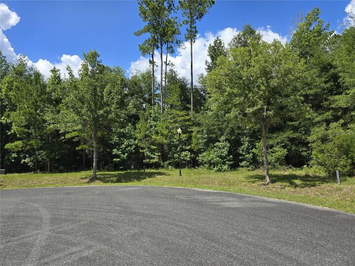 Property Photo: 5987 NW 88th Way FL 32653