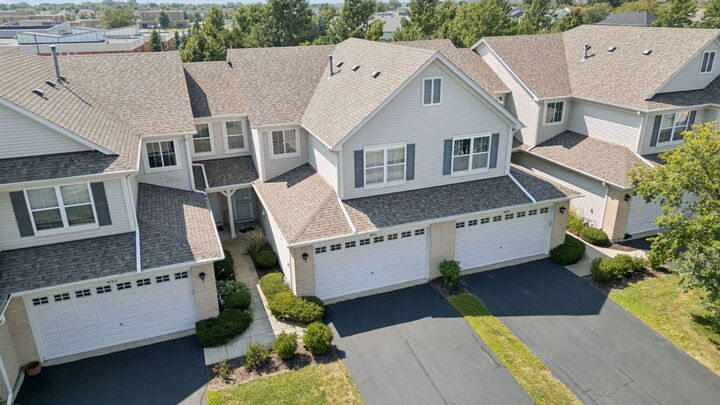 Property Photo:  497 Dancer Lane 6-3  IL 60543 