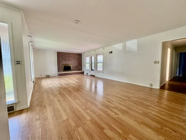 Property Photo:  531 Pinecrest Lane  IL 60091 