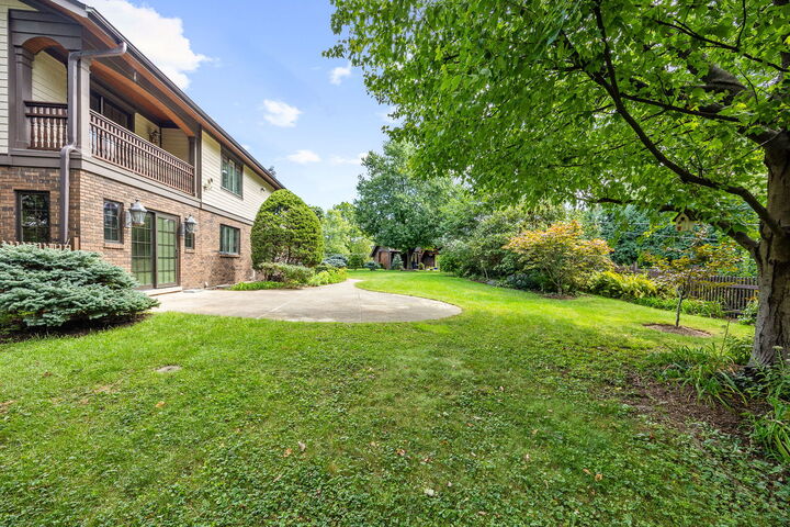 Property Photo:  6342 Martin Drive  IL 60527 