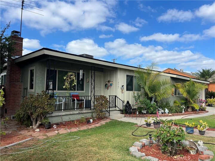 Property Photo:  11876 Lesser  CA 90650 