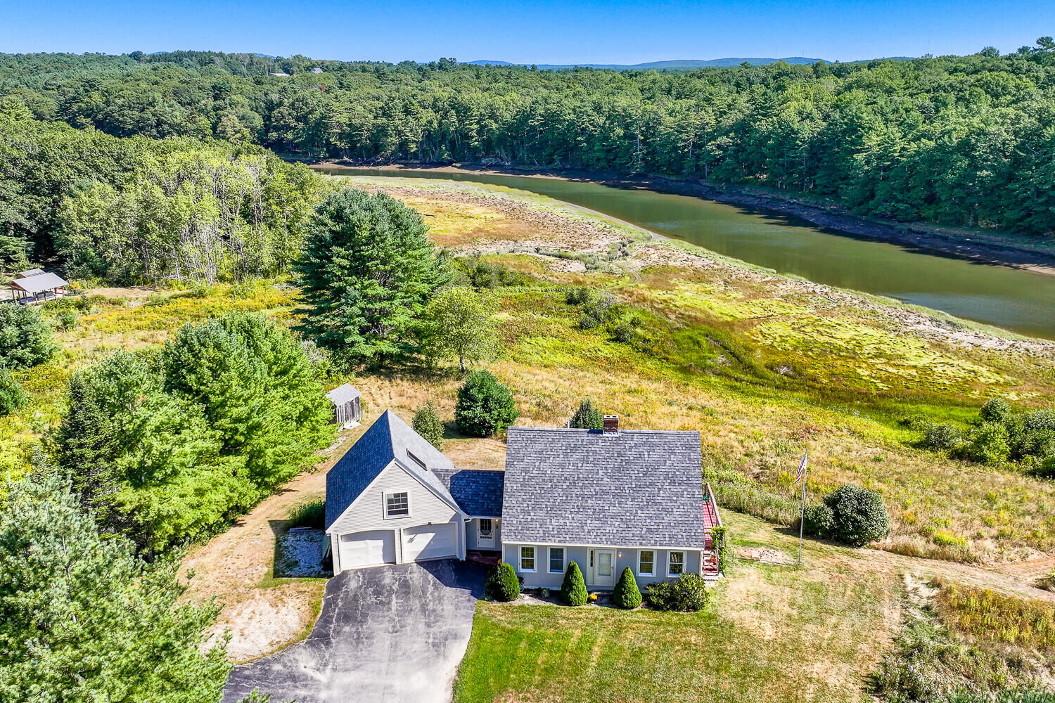 Property Photo:  164 Back Meadow Drive  ME 04864 