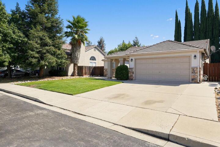 Property Photo:  5522 Sunfield Way  CA 95368 