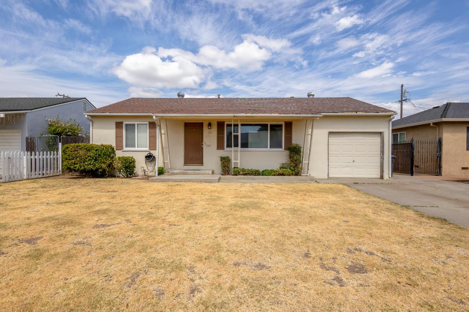 Property Photo:  39 E Gibson Street  CA 95204 