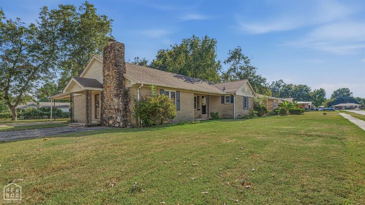 Property Photo: 913 S Parkside Street AR 72315