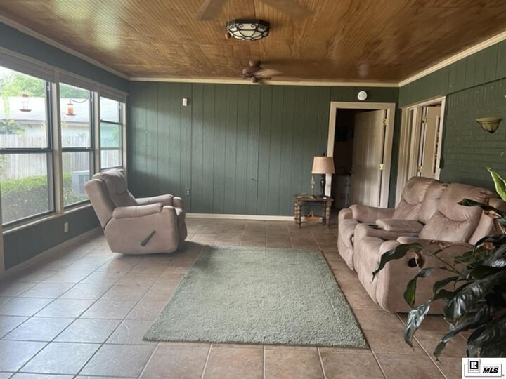 Property Photo:  1903 Howard Drive  LA 71201 