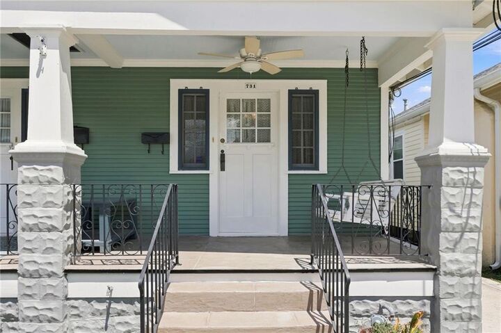 Property Photo: 731 Louque Place LA 70124
