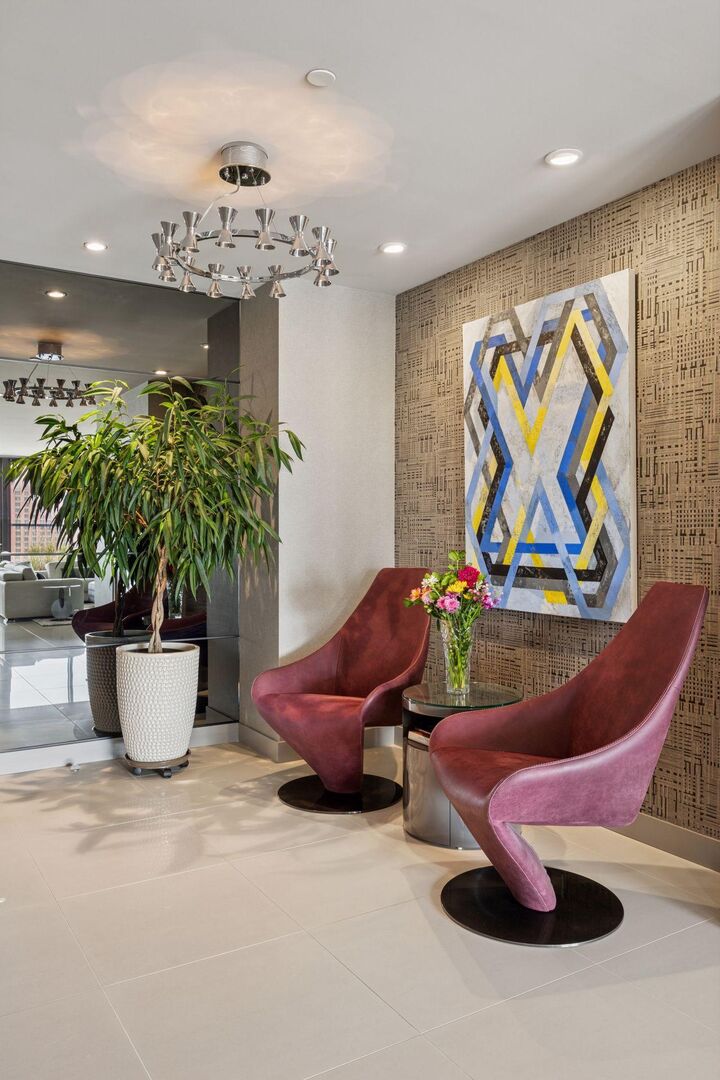 Property Photo: 1201 Yale Place 1110 MN 55403