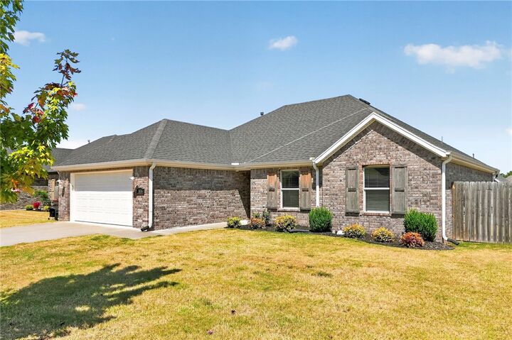Property Photo:  7656 W Longspur Avenue  AR 72762 