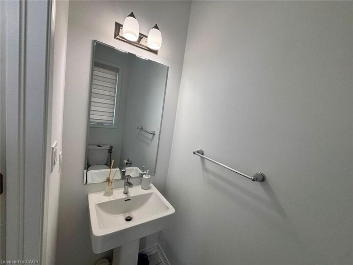 Property Photo: 299 Rosenberg Way ON N2R 0V5
