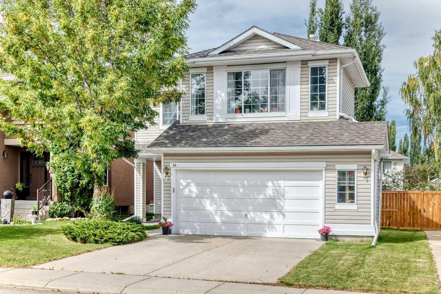Property Photo:  14 Douglasview Circle SE  AB T2Z 2P3 