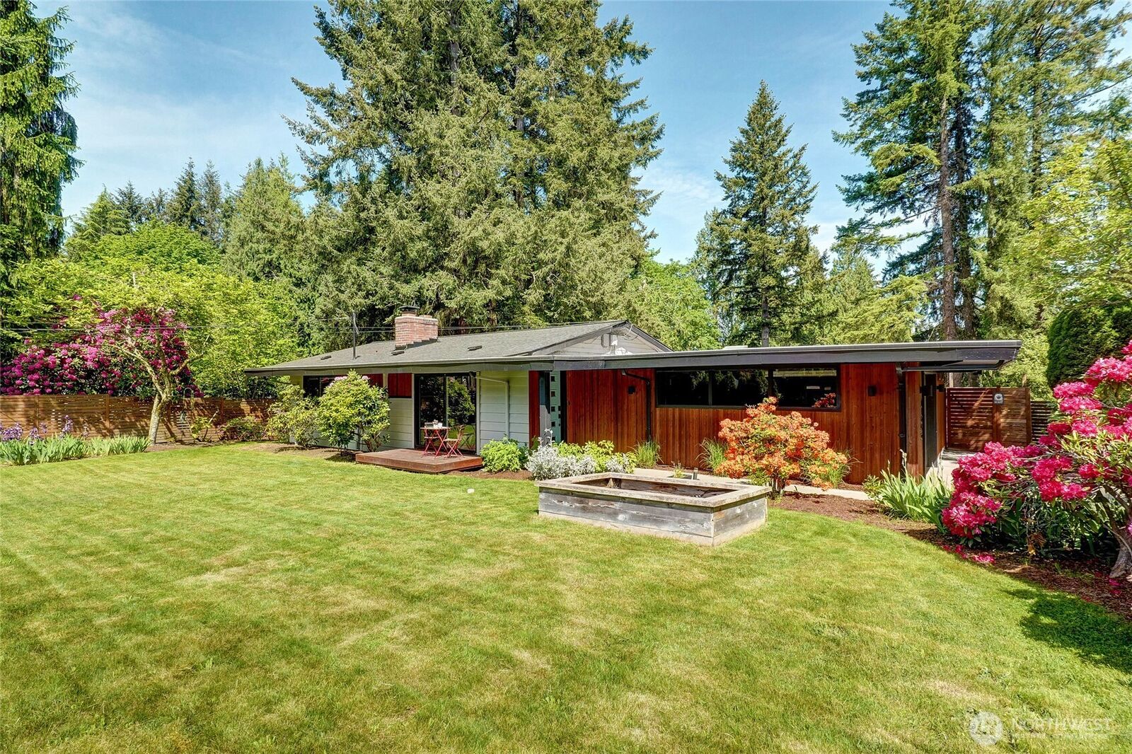 Property Photo:  17050 NE 95th Street  WA 98052 