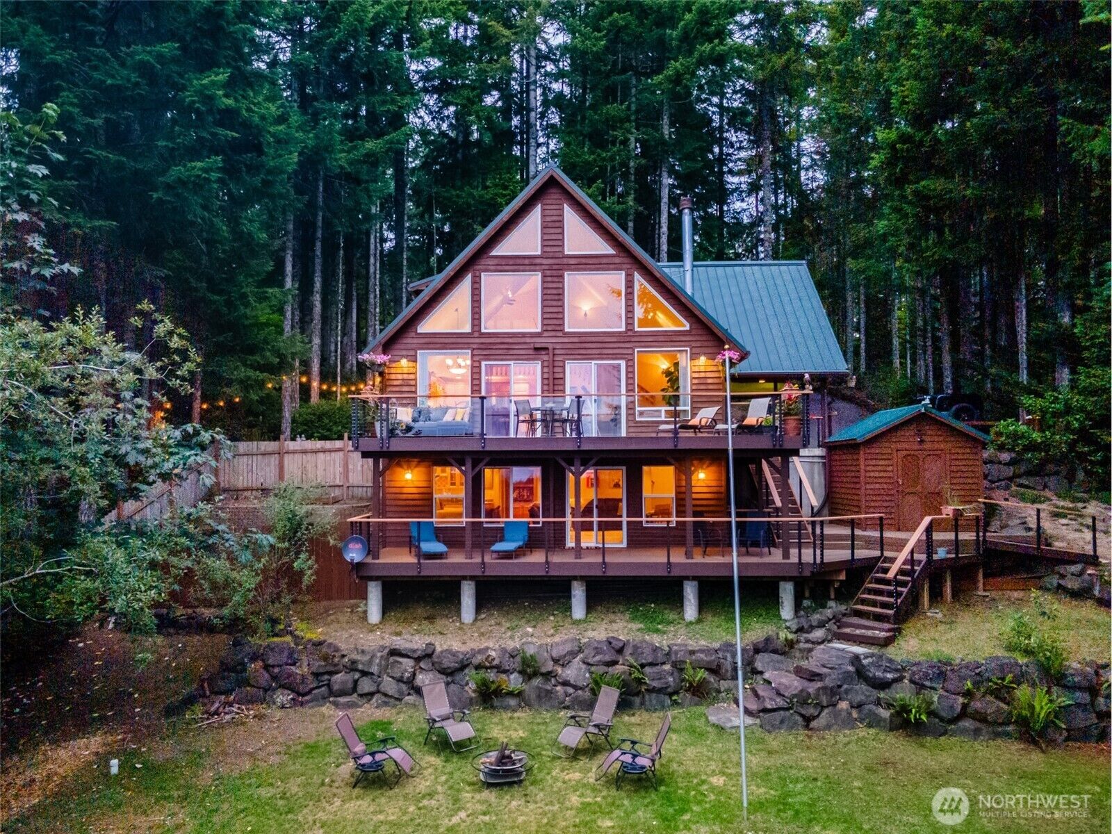 Property Photo:  40 N Beaver Place S  WA 98548 