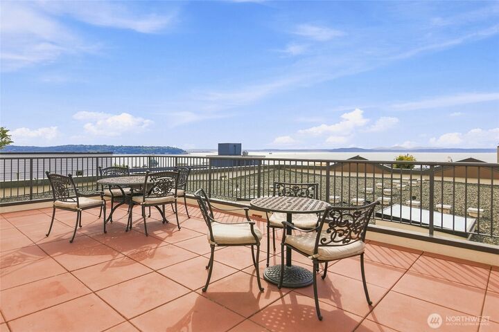 Property Photo:  323  Queen Anne Avenue N 510  WA 98109 