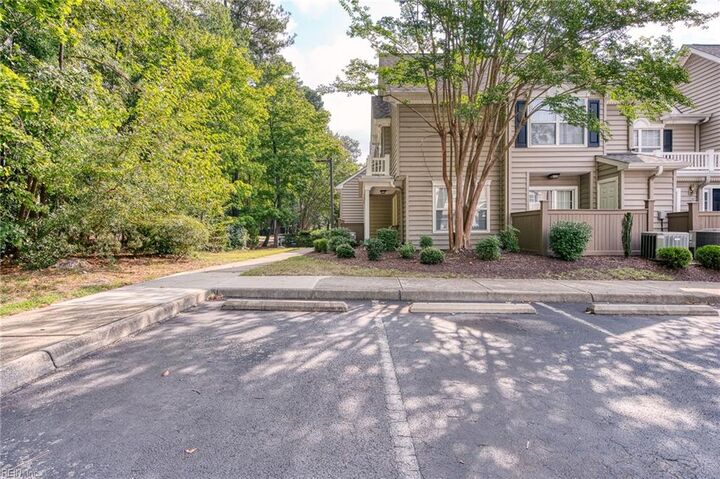 Property Photo:  1006 Settlement Dr  VA 23188 