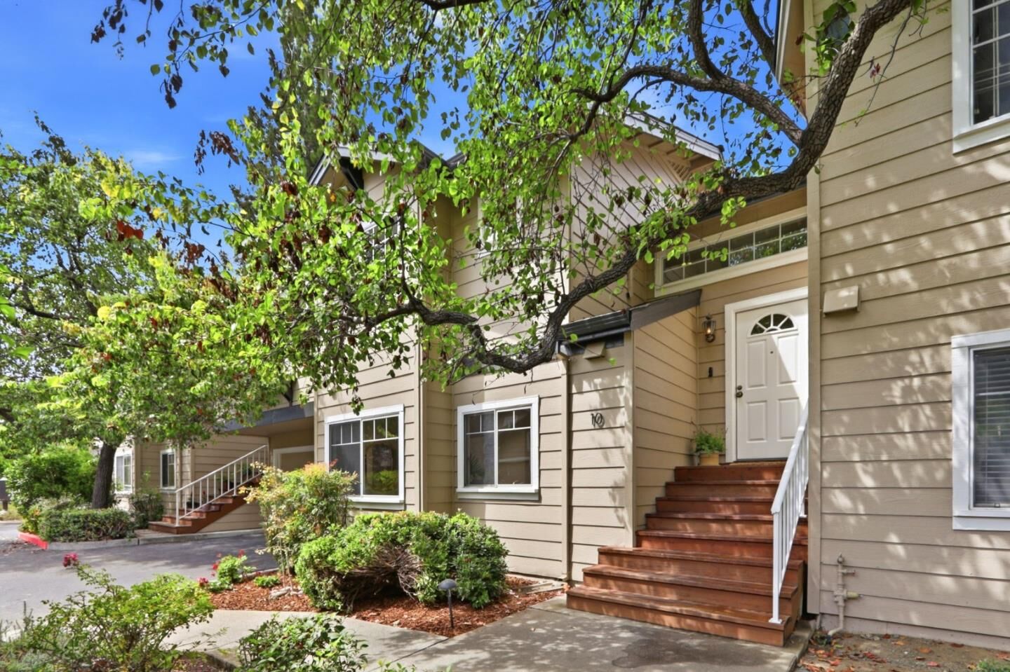 Property Photo: 172 Ada Avenue 10 CA 94043