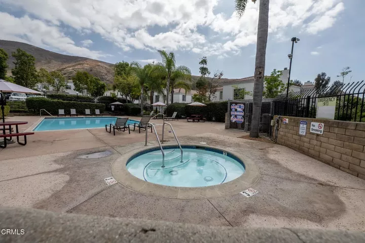 Property Photo:  771 Seneca Street D43  CA 93001 