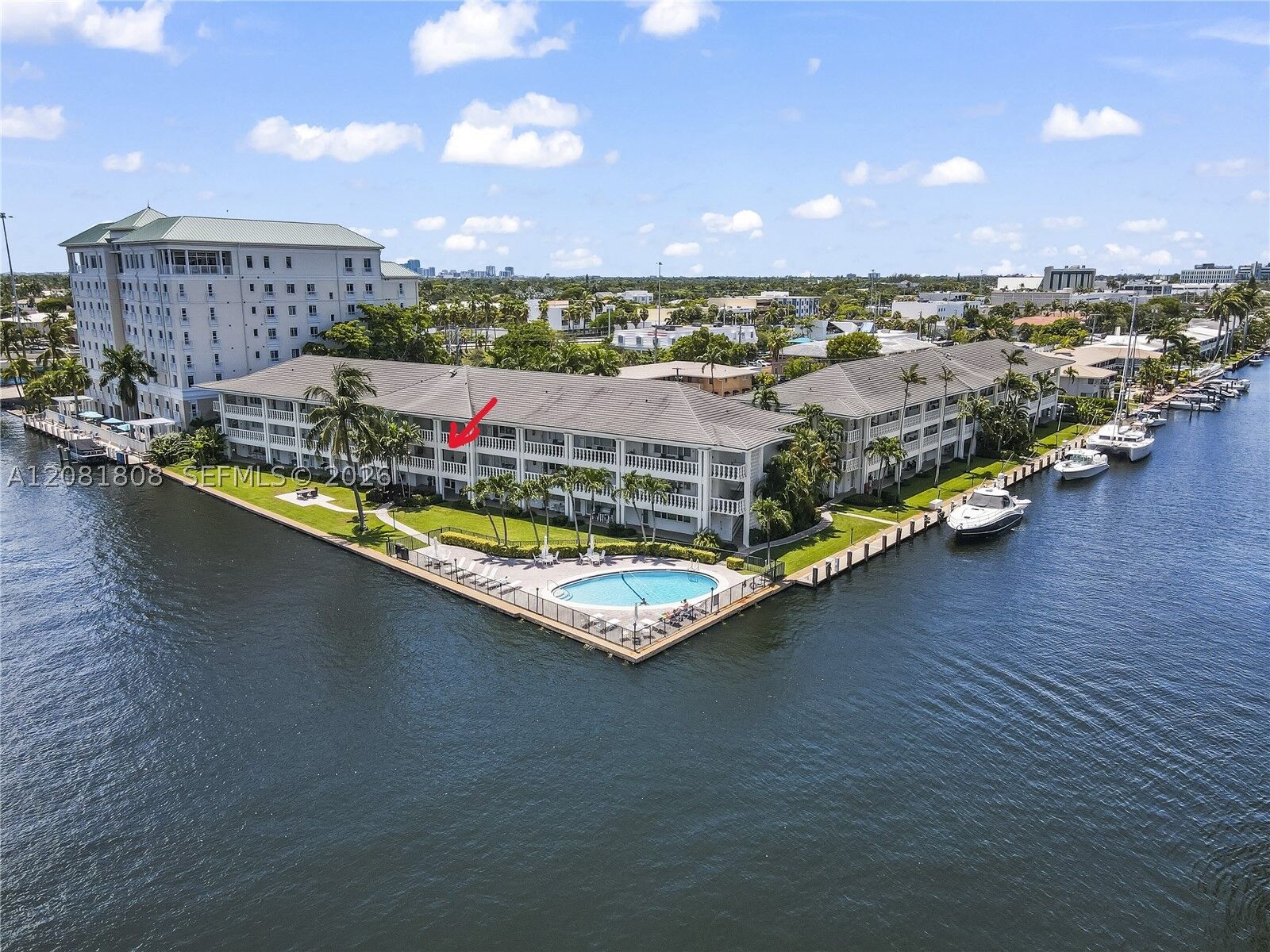 Property Photo:  2895 NE 32nd St 205  FL 33306 