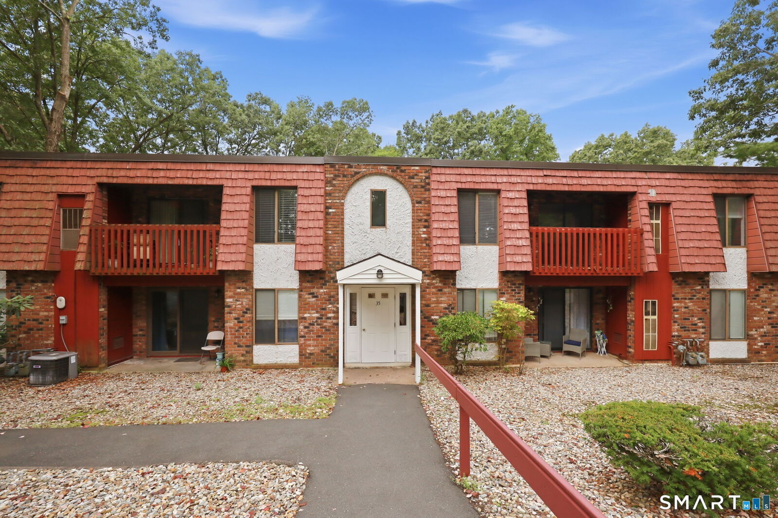 Property Photo:  35 Woodsedge Drive 5B  CT 06111 