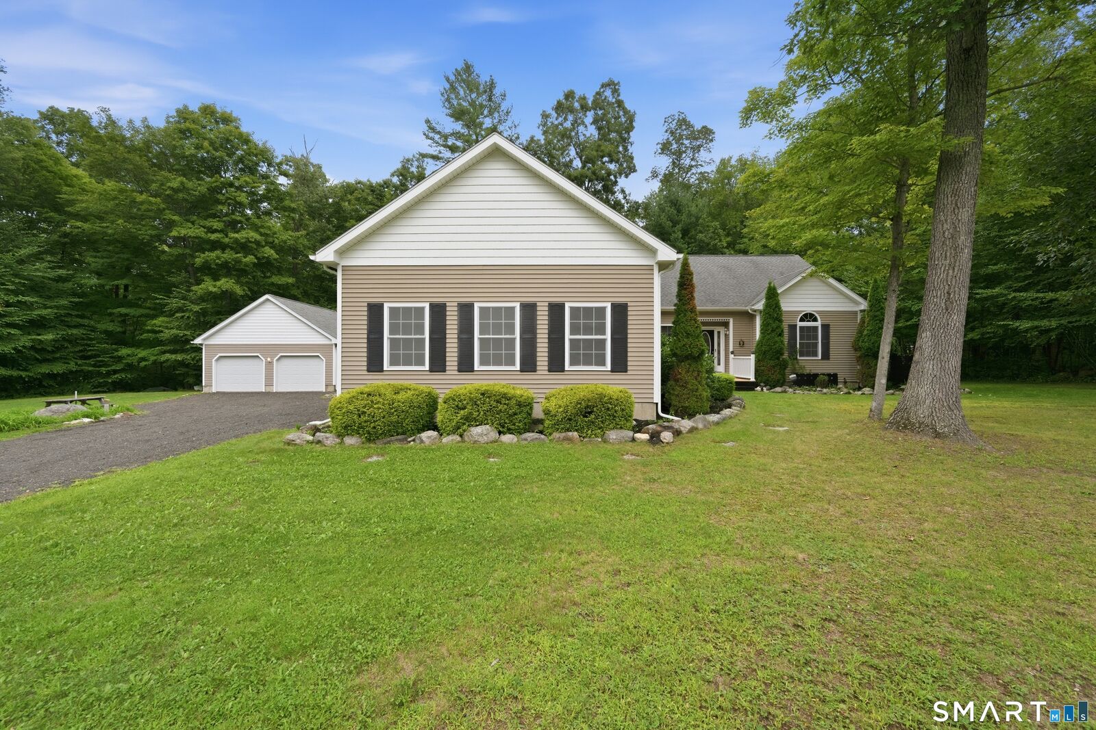 Property Photo: 6 Zoldak Drive CT 06256