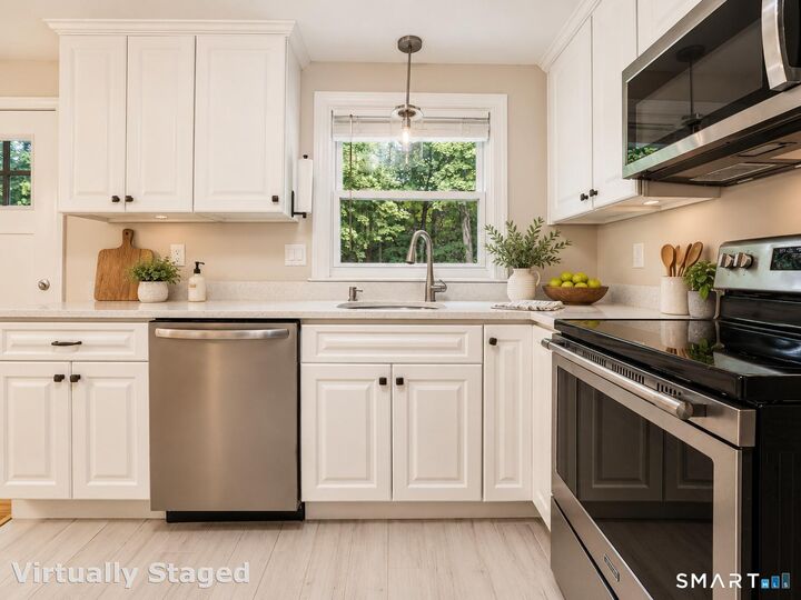 Property Photo:  54-58 Water Street 58  CT 06033 