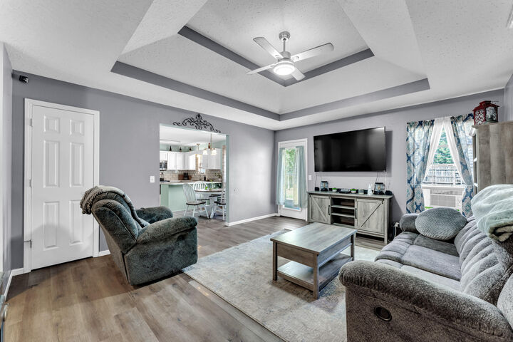 Property Photo:  411 Arrowhead Road  MO 65781 