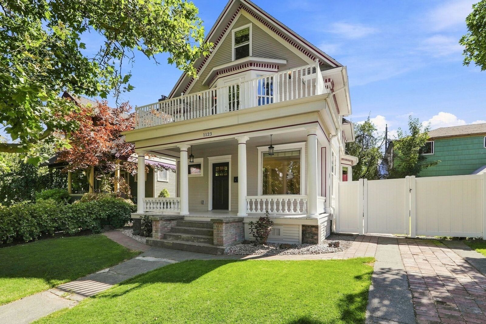 Property Photo:  1123 W Nora Ave  WA 99205 