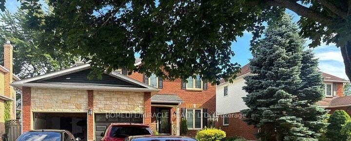 Property Photo:  