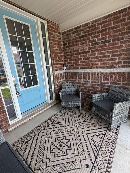 Property Photo:  95 Collier Crescent  ON L0M 1B5 