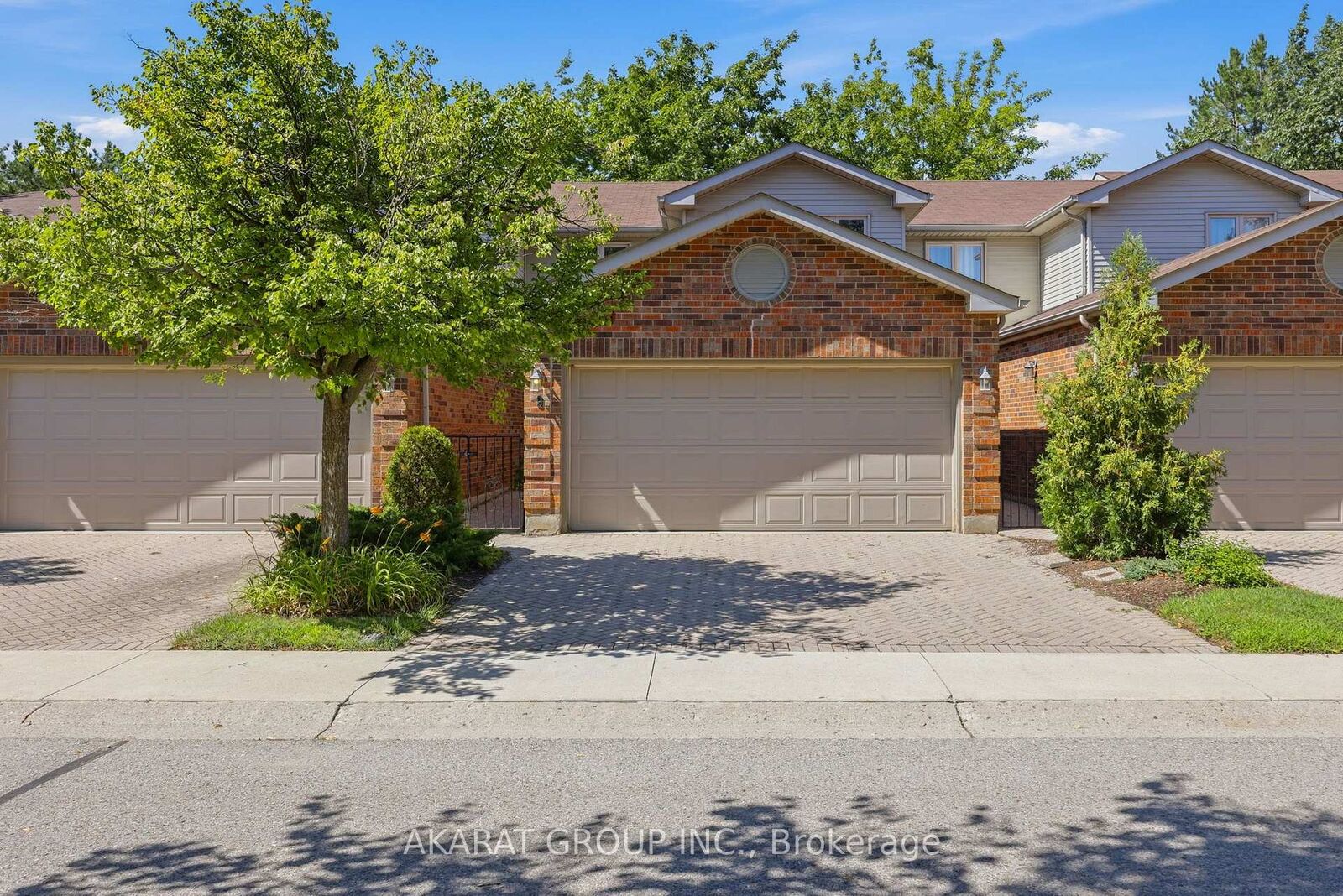 Property Photo:  70 Sunnyside Drive 9  ON N5X 3W4 