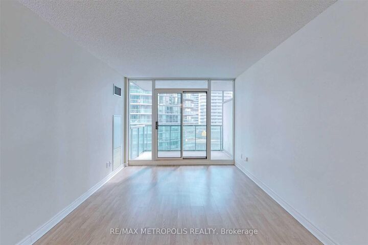 Property Photo:  51 Lower Simcoe Street 1005  ON M5J 3A2 
