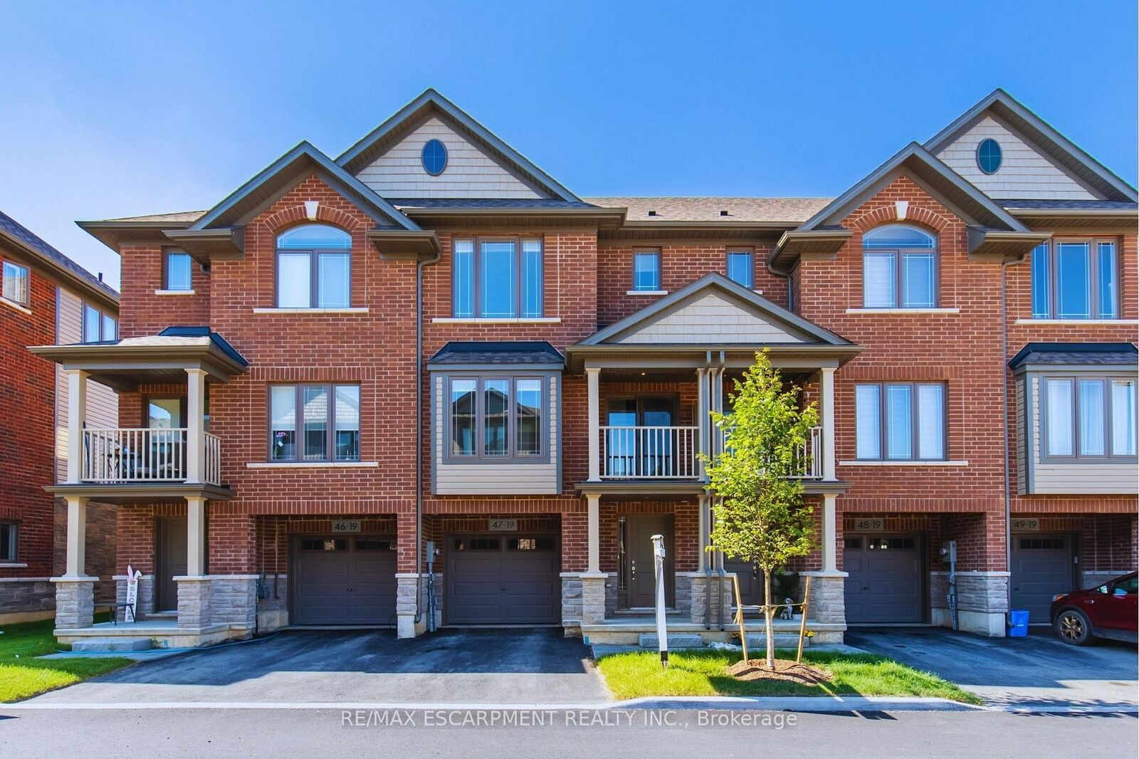 Property Photo: 19 Picardy Drive 47 ON L8J 2T7