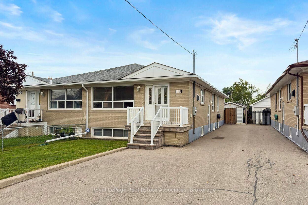 Property Photo: 139 Vodden Street E ON L6V 1M6