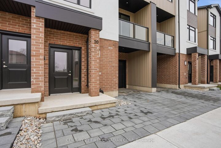 Property Photo:  349 Southdale Road E 16  ON N6E 0B9 