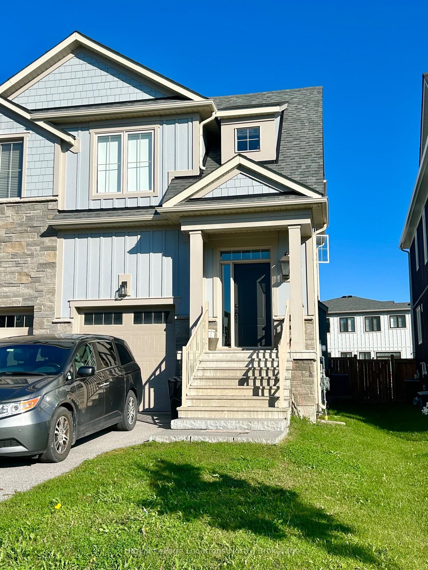 Property Photo:  183 Courtland Street  ON L9Y 0Y5 