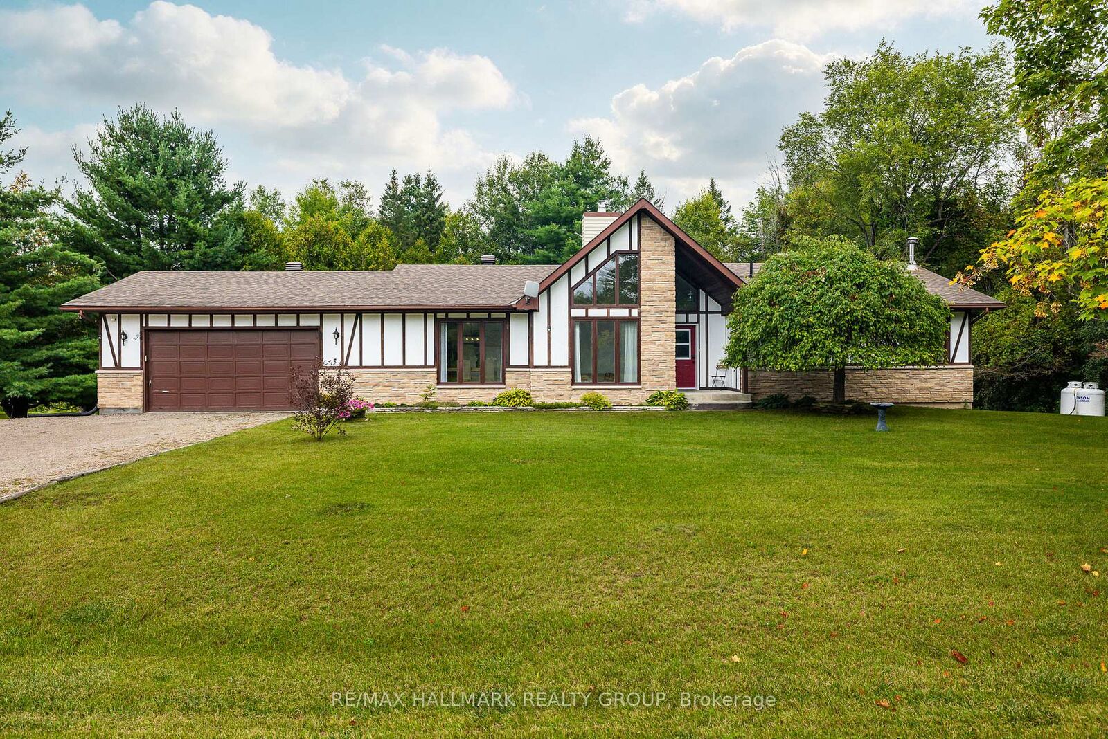 Property Photo:  2346 Bathurst 5th Concession Road  ON K7H 3C9 