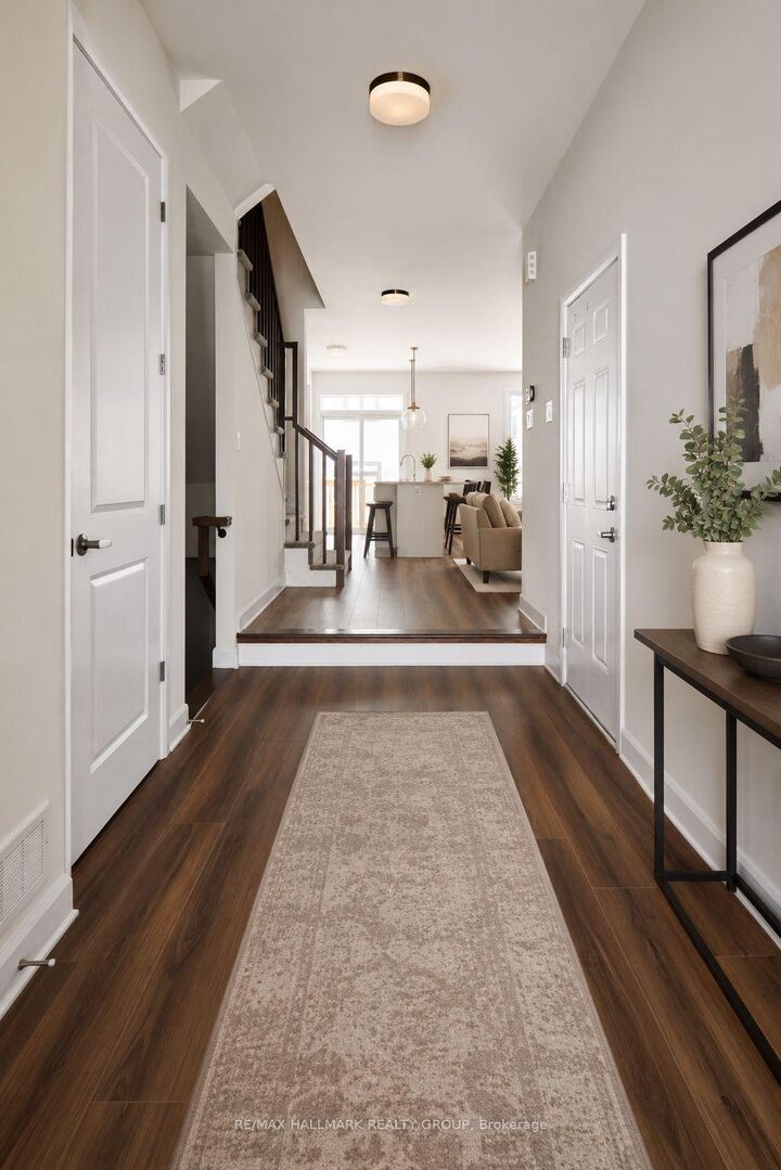 Property Photo:  547 Roundhouse Crescent  ON K2S 1K4 