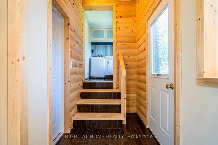 Property Photo:  4717 Epworth Circle  ON L2E 1C7 