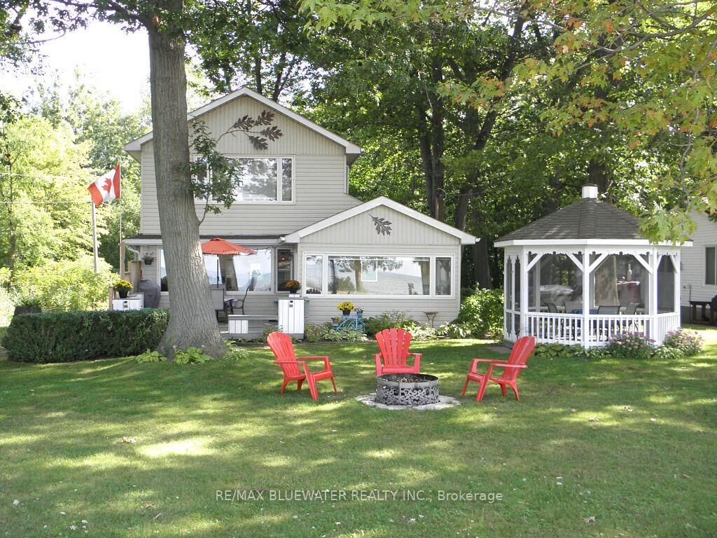 Property Photo:  9714 Lake Road  ON N0N 1J1 