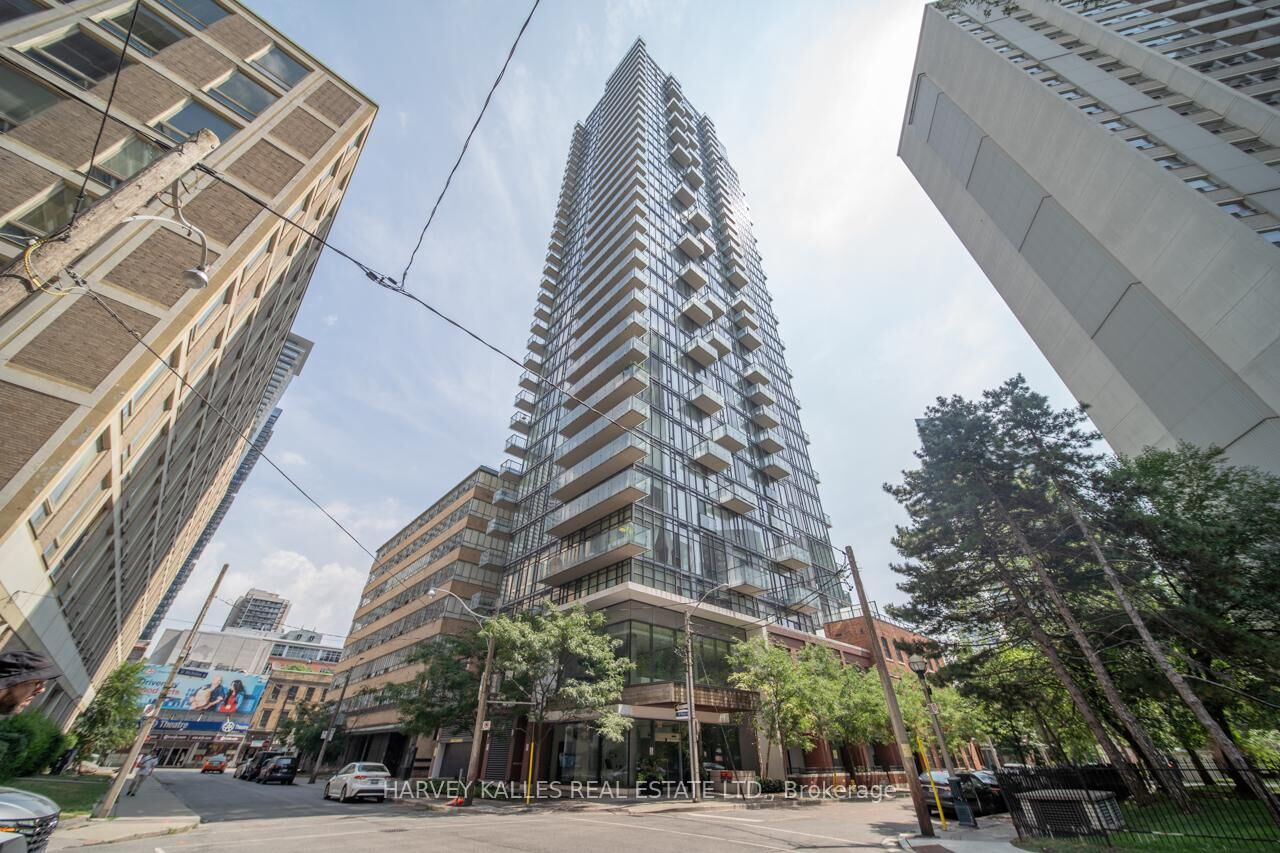 Property Photo:  75 St Nicholas Street 1202  ON M4Y 0A5 