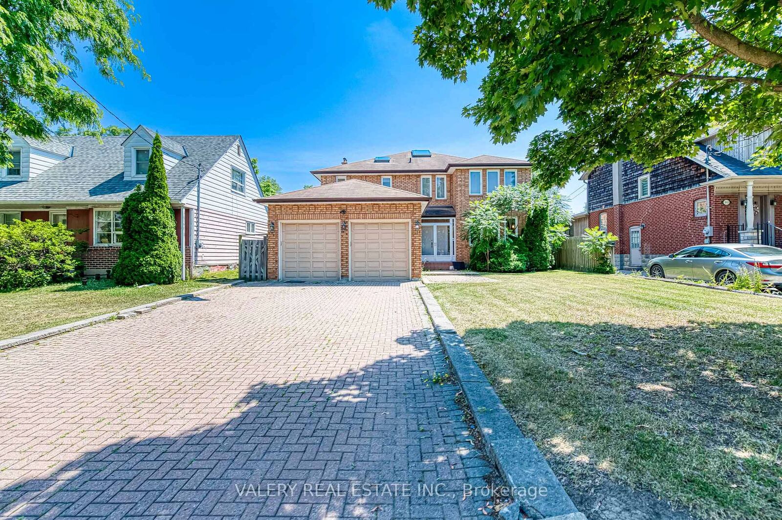 Property Photo: 163 Holmes Avenue ON M2N 4M7